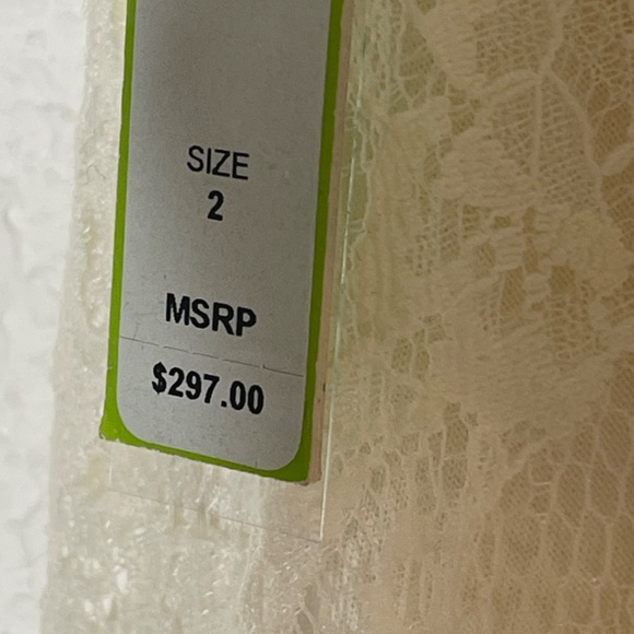 Alice + Olivia NWT Hi Lo Lace Midi Skirt Size 2 Ivory Sheer Lined - Picture 14 of 16